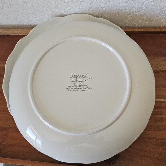 4 Mikasa Magnolia Salad Plate 8.5" white flower emboss Spring Line Larry Laslo - Picture 5 of 9